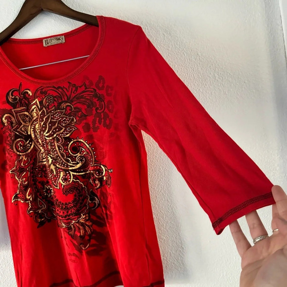Vintage Graphic Y2K Top Metallic Embellished 90’s Red Shirt Small - Picture 3 of 9